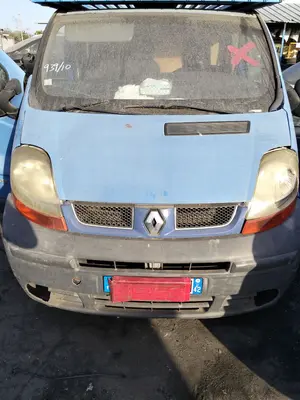Foto de CAPO RENAULT TRAFIC II COMBI 1.9 Diesel (101 CV / 74 KW) foto 2