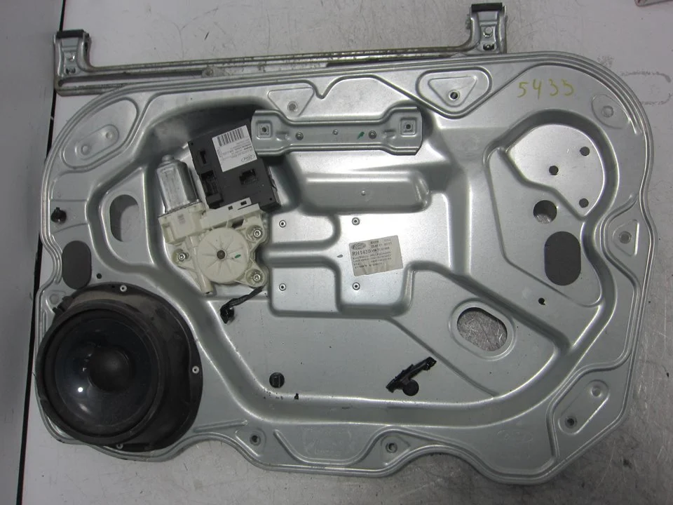 Foto de ELEVALUNAS DELANTERO DERECHO FORD FOCUS C-MAX (CAP)(2003) 1.6 TDCi CAT (109 CV / 80 KW) referencia 3M51R219A64EY