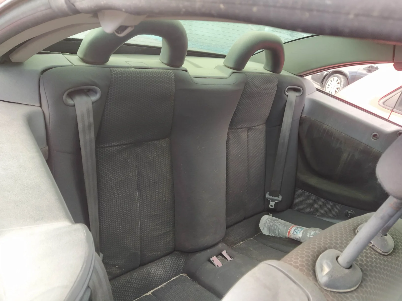 Foto de ENGANCHE CINTURON TRASERO DERECHO RENAULT MEGANE II COUPE/CABRIO 1.6 16V (113 CV / 83 KW)