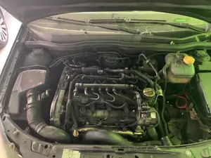 Foto de MOTOR COMPLETO OPEL ASTRA H CARAVAN 1.9 16V CDTI CAT (Z 19 DTH / LRD) (150 CV / 110 KW)
