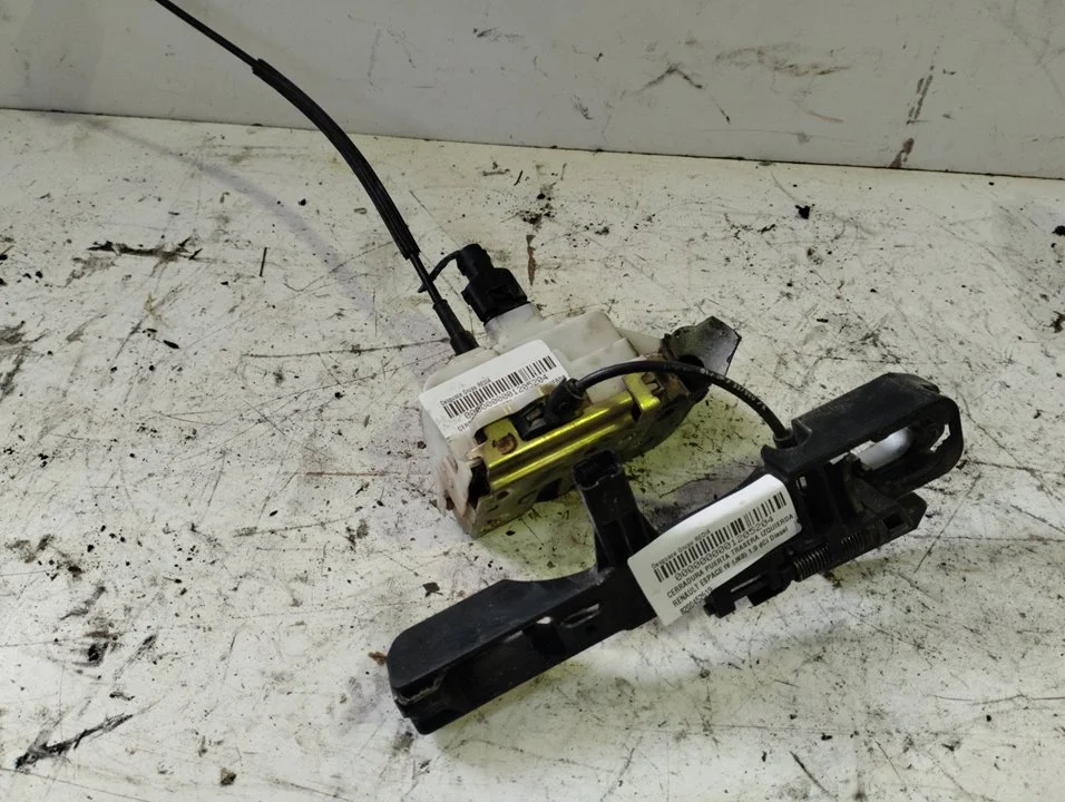 Foto de CERRADURA PUERTA TRASERA IZQUIERDA RENAULT ESPACE IV (JK0) referencia 8200452519