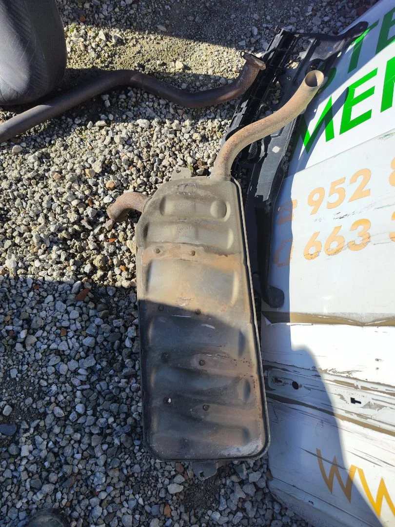 Foto de SILENCIADOR TRASERO RENAULT LAGUNA II (BG0) 1.8 CAT (120 CV / 88 KW)