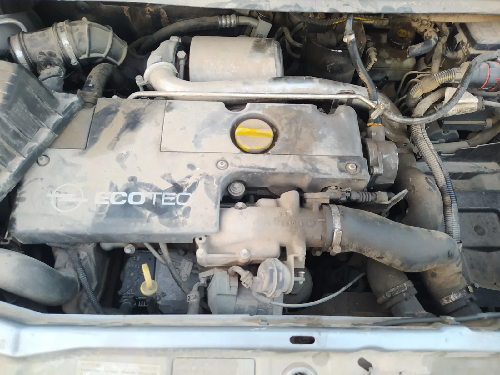 Foto de COMPRESOR AIRE ACONDICIONADO OPEL ZAFIRA A 2.0 DTI (101 CV / 74 KW) referencia 24430319
