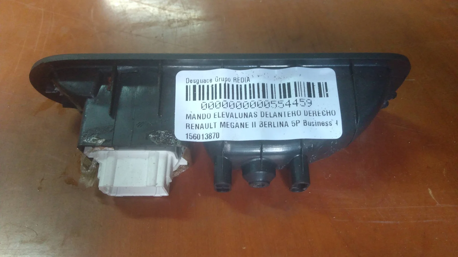 Foto de MANDO ELEVALUNAS DELANTERO DERECHO RENAULT MEGANE II BERLINA 5P 1.9 dCi Diesel FAP CAT (110 CV / 81 KW) referencia 156013870