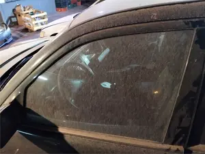 Foto de LUNA DELANTERA IZQUIERDA MERCEDES-BENZ CLASE E (BM 210) BERLINA