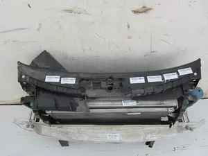 Foto de RADIADOR AGUA AUDI A6 BERLINA (4F2) 4.2 V8 40V (335 CV / 246 KW)