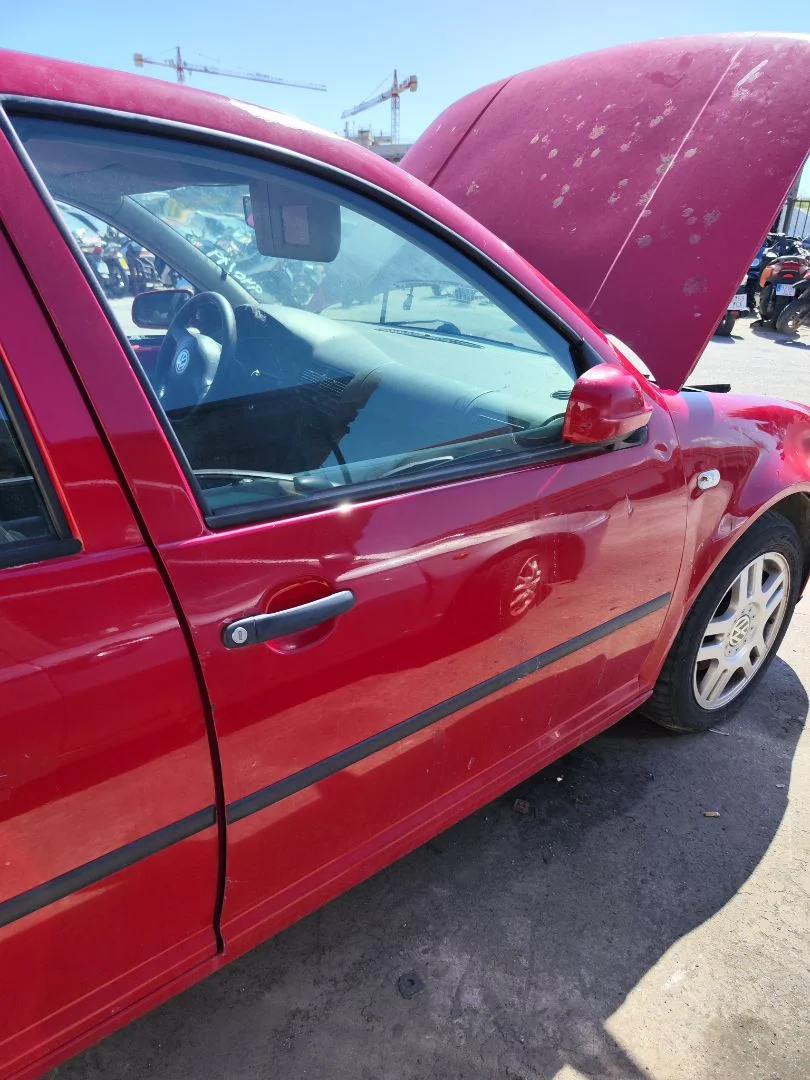 Foto de PUERTA DELANTERA DERECHA VOLKSWAGEN GOLF IV BERLINA (1J1)(10.1997) 1.9 TDI (90 CV / 66 KW)