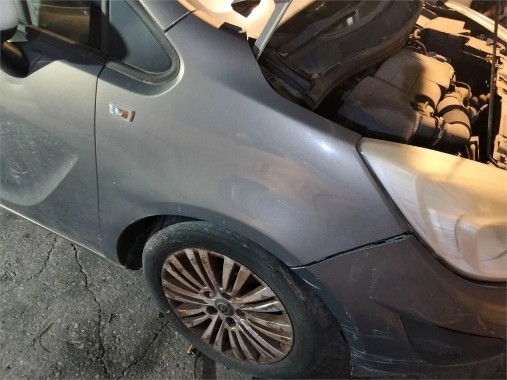 Foto de ALETA DELANTERA DERECHA OPEL MERIVA B
