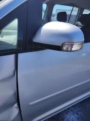 Foto de RETROVISOR IZQUIERDO VOLKSWAGEN TOURAN (1T1) 1.9 TDI (105 CV / 77 KW) foto 2