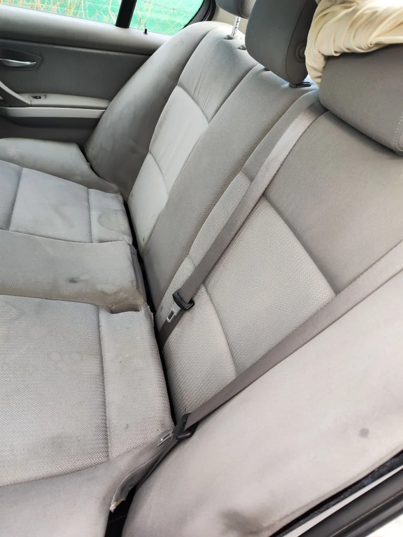 Foto de ASIENTOS TRASERO IZQUIERDO BMW SERIE 3 BERLINA (E90) 2.0 Turbodiesel CAT (143 CV / 105 KW)