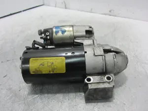 Foto de MOTOR ARRANQUE BMW SERIE 3 BERLINA (E90) 2.0 16V Diesel (163 CV / 120 KW) referencia 0001139002 foto 5