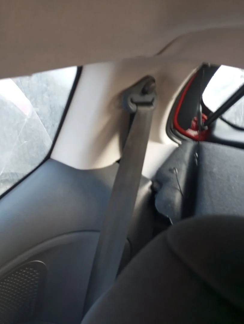 Foto de CINTURON SEGURIDAD TRASERO DERECHO CITROEN C2 1.4 (73 CV / 54 KW)