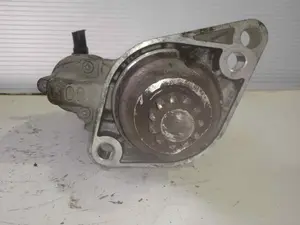 Foto de MOTOR ARRANQUE VOLKSWAGEN POLO V (6R1) referencia 0001123028 foto 4