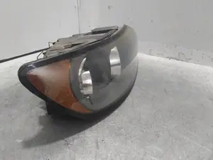 Foto de FARO DERECHO VOLVO V50 FAMILIAR 2.4 CAT (140 CV / 103 KW) referencia 30698886 foto 4