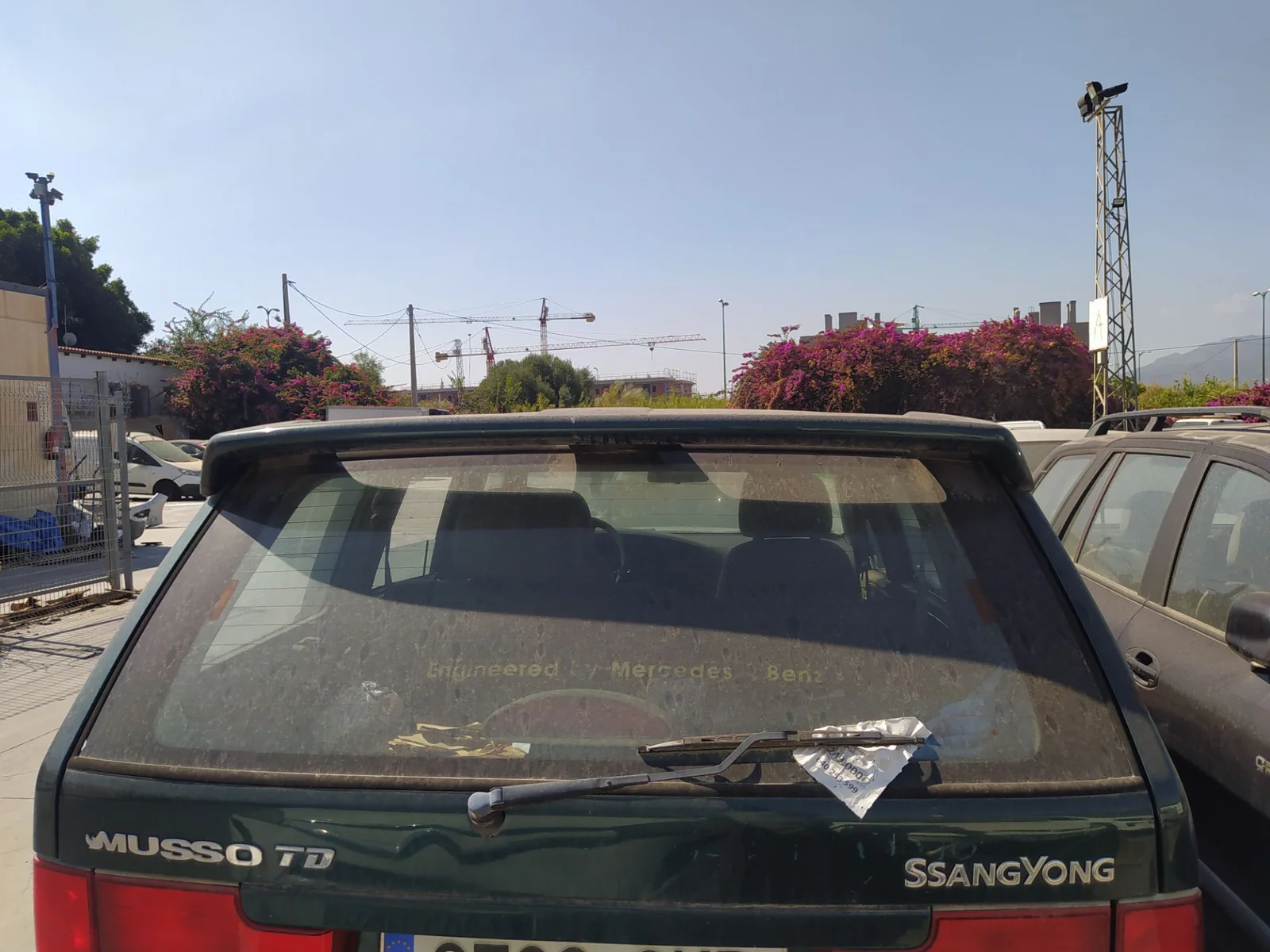 Foto de LUZ CENTRAL DE FRENO SSANGYONG MUSSO 2.9 Turbodiesel CAT (120 CV / 88 KW)