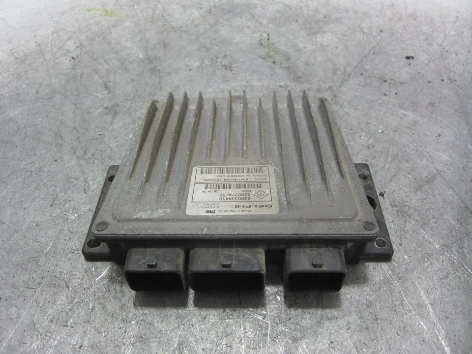 Foto de CENTRALITA MOTOR UCE RENAULT MEGANE II CLASSIC BERLINA 1.5 dCi Diesel (101 CV / 74 KW) referencia 8200334419
