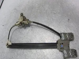 Foto de ELEVALUNAS TRASERO IZQUIERDO SEAT CORDOBA BERLINA (6K2) 1.9 SDI (68 CV / 50 KW) referencia B10493 foto 3