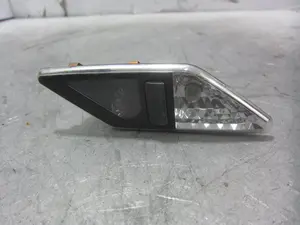 Foto de LUZ INTERIOR BMW SERIE 3 BERLINA (E46) 3.0 24V Turbodiesel CAT (184 CV / 135 KW) referencia 8375585