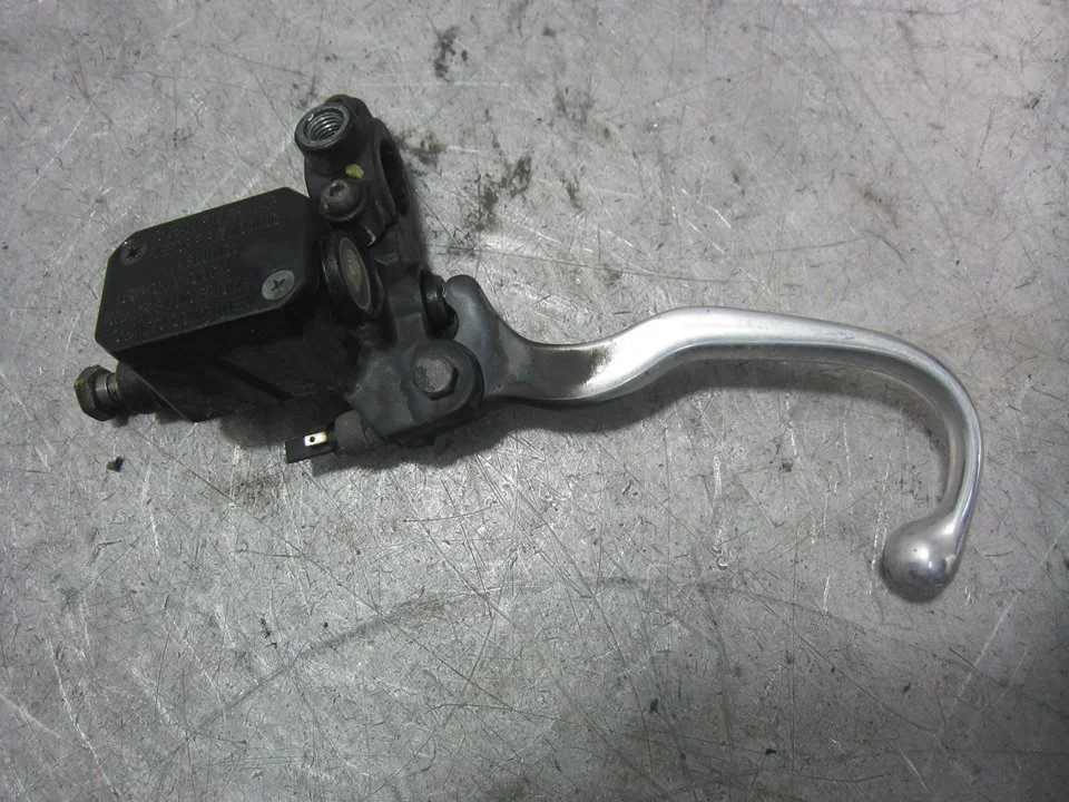 Foto de BOMBA FRENO TRASERA PIAGGIO (VESPA) X 7 124 cm3 - 11 kW (15 CV / 11 KW) referencia CM074801