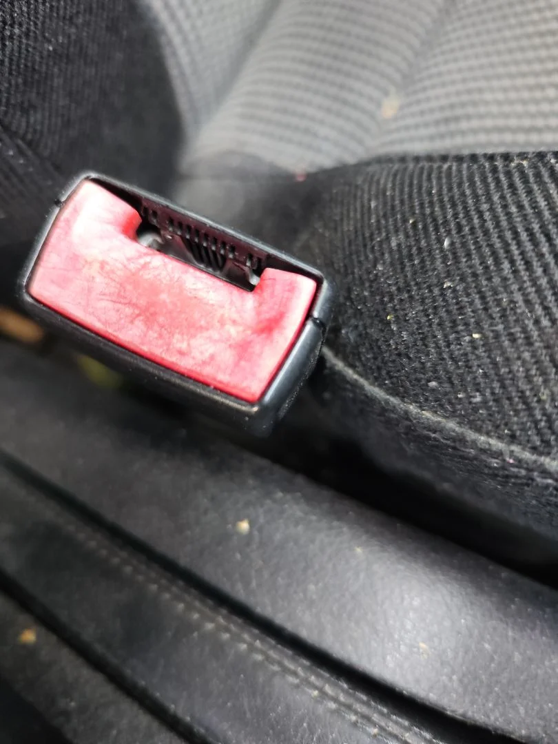 Foto de PRETENSOR AIRBAG IZQUIERDO VOLKSWAGEN GOLF IV BERLINA (1J1)(10.1997) 1.9 TDI (131 CV / 96 KW)