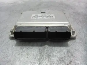 Foto de CENTRALITA MOTOR UCE SKODA FABIA (5J2) 1.2 (60 CV / 44 KW) referencia 038906019NL foto 2