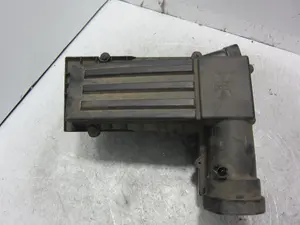 Foto de CAJA FILTRO AIRE SEAT LEON (1P1) 1.9 TDI (105 CV / 77 KW) referencia 1K0129620D foto 3