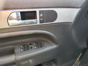 Foto de MANETA INTERIOR DELANTERA IZQUIERDA VOLKSWAGEN TOUAREG (7L6) 4.2 V8 32V FSI (350 CV / 257 KW)