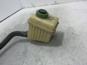 Foto de DEPOSITO SERVO PORSCHE CAYENNE (TIPO 92A) referencia 7L6422371E foto 5