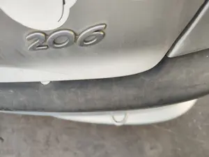 Foto de REFUERZO PARAGOLPES TRASERO PEUGEOT 206 1.6 16V CAT (109 CV / 80 KW)