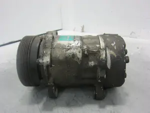 Foto de COMPRESOR AIRE ACONDICIONADO SEAT TOLEDO (1M2) referencia 1J0820803F foto 3