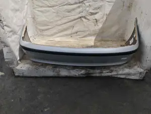 Foto de PARAGOLPES TRASERO BMW SERIE 3 BERLINA (E46) referencia BM04028BA