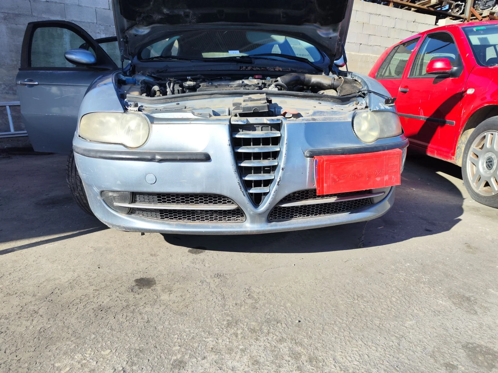 Foto de PARAGOLPES DELANTERO ALFA ROMEO 147 (190) 1.9 JTD CAT (110 CV / 81 KW)