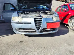 Foto de PARAGOLPES DELANTERO ALFA ROMEO 147 (190) 1.9 JTD CAT (110 CV / 81 KW)