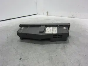 Foto de MANDO CALEFACCION / AIRE ACONDICIONADO BMW SERIE 3 BERLINA (E46) 2.0 16V Diesel CAT (136 CV / 100 KW) referencia 64118382446 foto 4