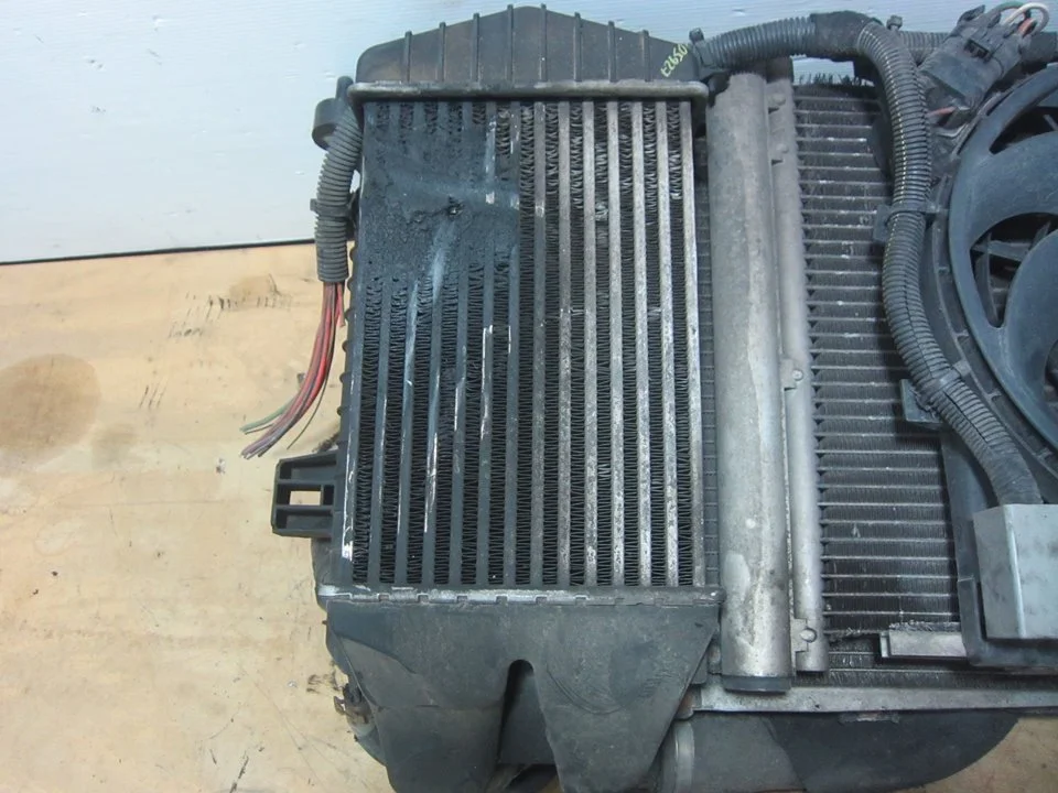 Foto de INTERCOOLER OPEL ASTRA H CARAVAN 1.6 16V CAT (116 CV / 85 KW) referencia 13240831