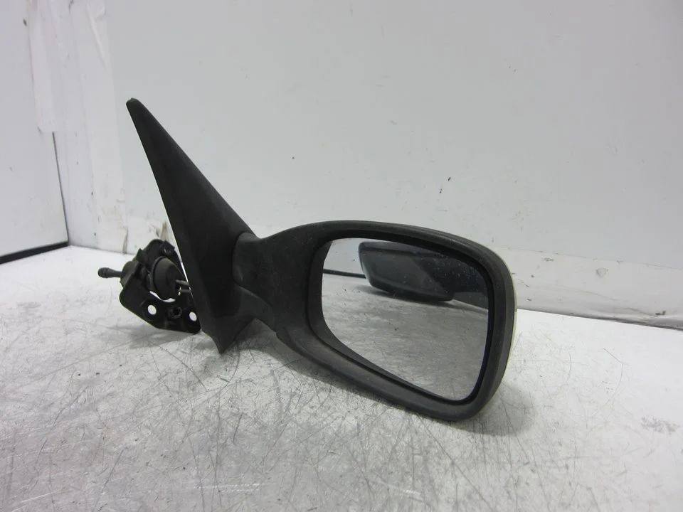Foto de RETROVISOR DERECHO PEUGEOT 306 3/5 PT. (S1)(01.1993) 1.9 Diesel (68 CV / 50 KW) referencia 12183030