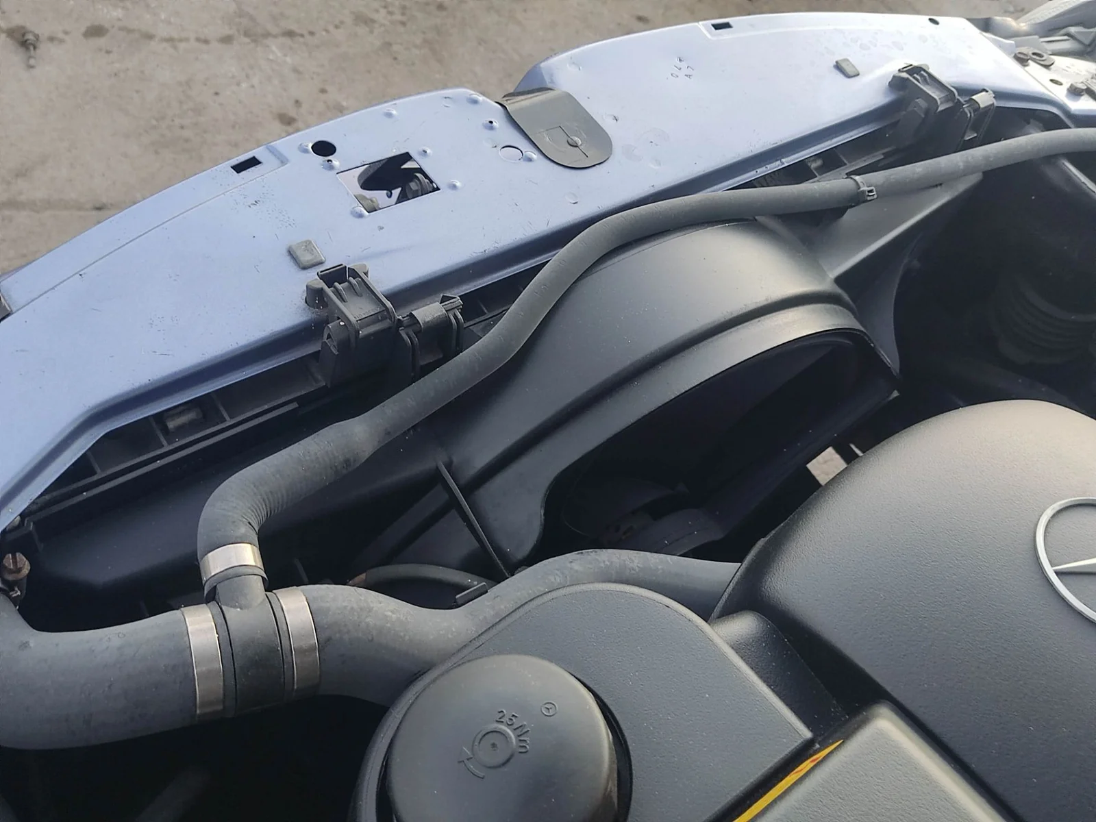 Foto de ELECTROVENTILADOR MERCEDES-BENZ CLK (BM 208) CABRIO 3.2 V6 18V CAT (218 CV / 160 KW) referencia A0015400188