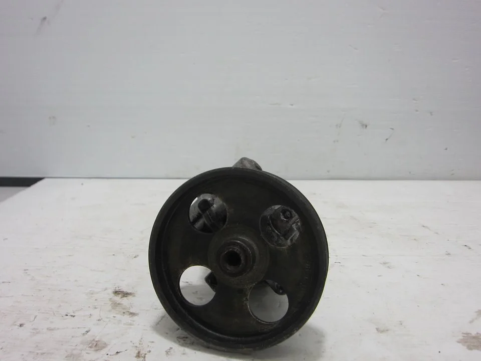 Foto de BOMBA DIRECCION RENAULT LAGUNA II (BG0) 1.9 dCi Diesel CAT (101 CV / 74 KW) referencia 8200100082