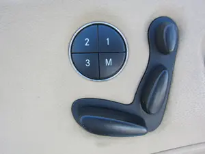 Foto de NO IDENTIFICADO MERCEDES-BENZ CLS (BM 219) 3.0 CDI CAT (224 CV / 165 KW)