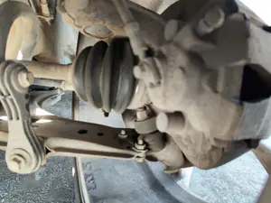 Foto de BRAZO SUSPENSION DELANTERO IZQUIERDO SEAT LEON (1M1) 1.9 TDI (90 CV / 66 KW)