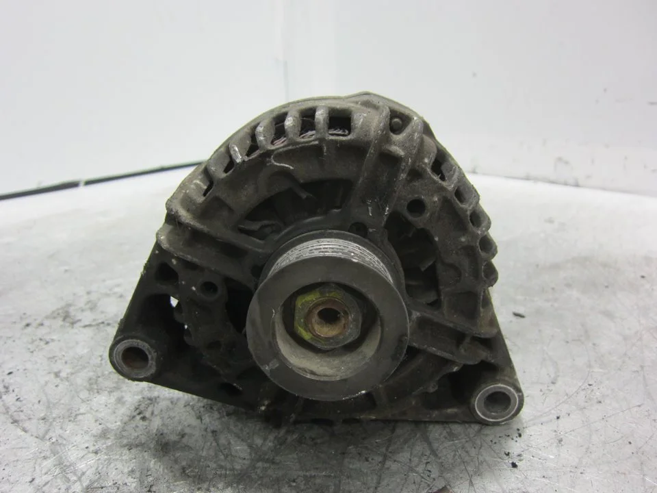Foto de ALTERNADOR OPEL VECTRA B CARAVAN referencia 90561168