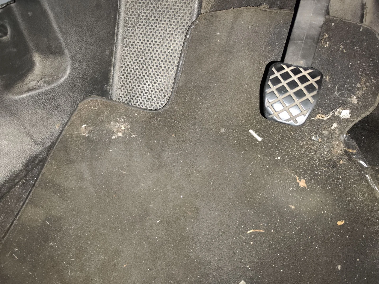 Foto de PEDAL EMBRAGUE VOLKSWAGEN PASSAT BERLINA (3C2) 2.0 TDI (140 CV / 103 KW) referencia 1K0721796E
