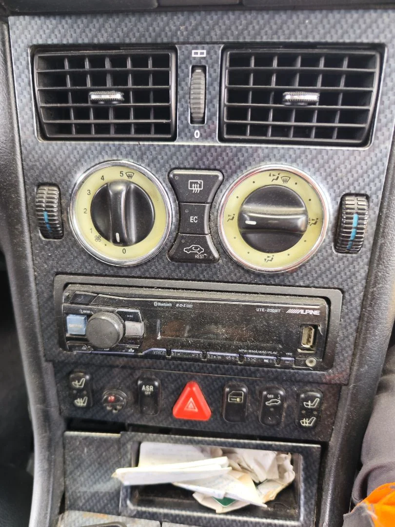 Foto de SISTEMA AUDIO / RADIO CD MERCEDES-BENZ SLK (BM 170) ROADSTER 2.0 16V CAT (136 CV / 100 KW)