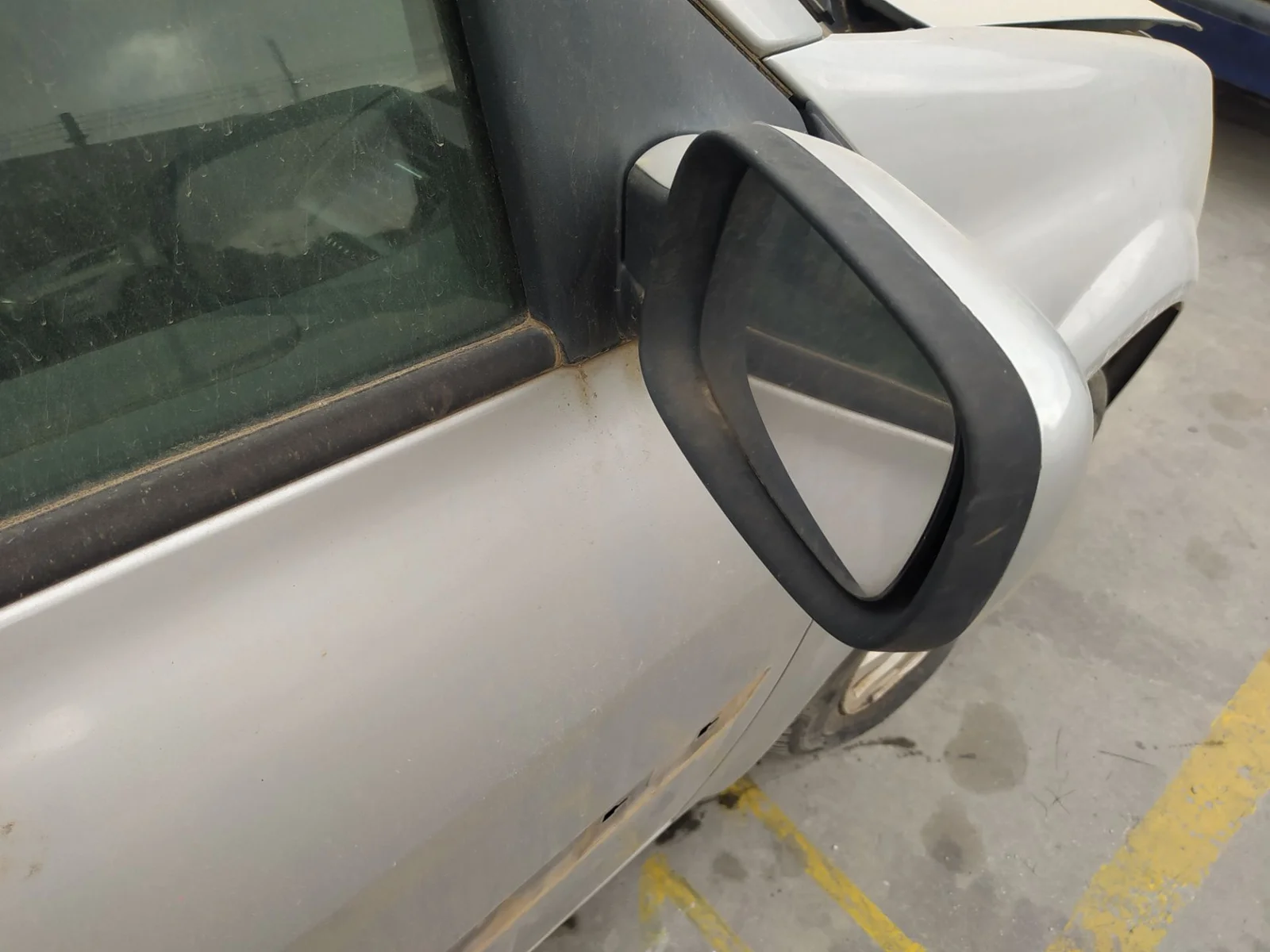 Foto de RETROVISOR DERECHO RENAULT MEGANE II CLASSIC BERLINA 1.6 16V (112 CV / 82 KW)