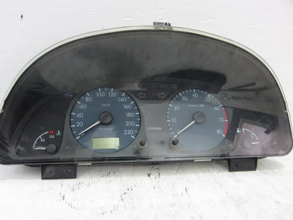 Foto de CUADRO INSTRUMENTOS CITROEN XSARA BERLINA 1.4 (75 CV / 55 KW) referencia 216551696X0