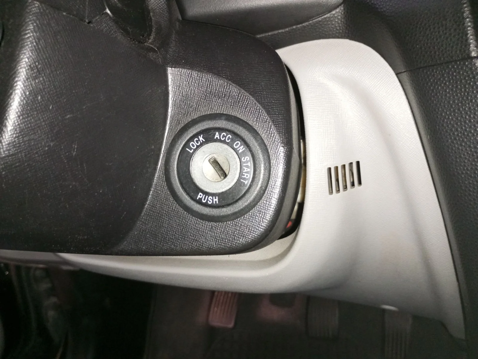 Foto de CONMUTADOR DE ARRANQUE KIA PICANTO (SA) 1.1 CAT (65 CV / 48 KW) referencia 931102D000