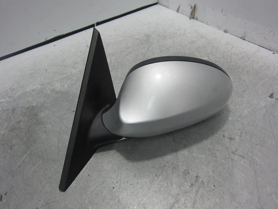 Foto de RETROVISOR IZQUIERDO BMW SERIE 1 BERLINA (E81/E87) 2.0 16V Diesel (163 CV / 120 KW) referencia 7164601