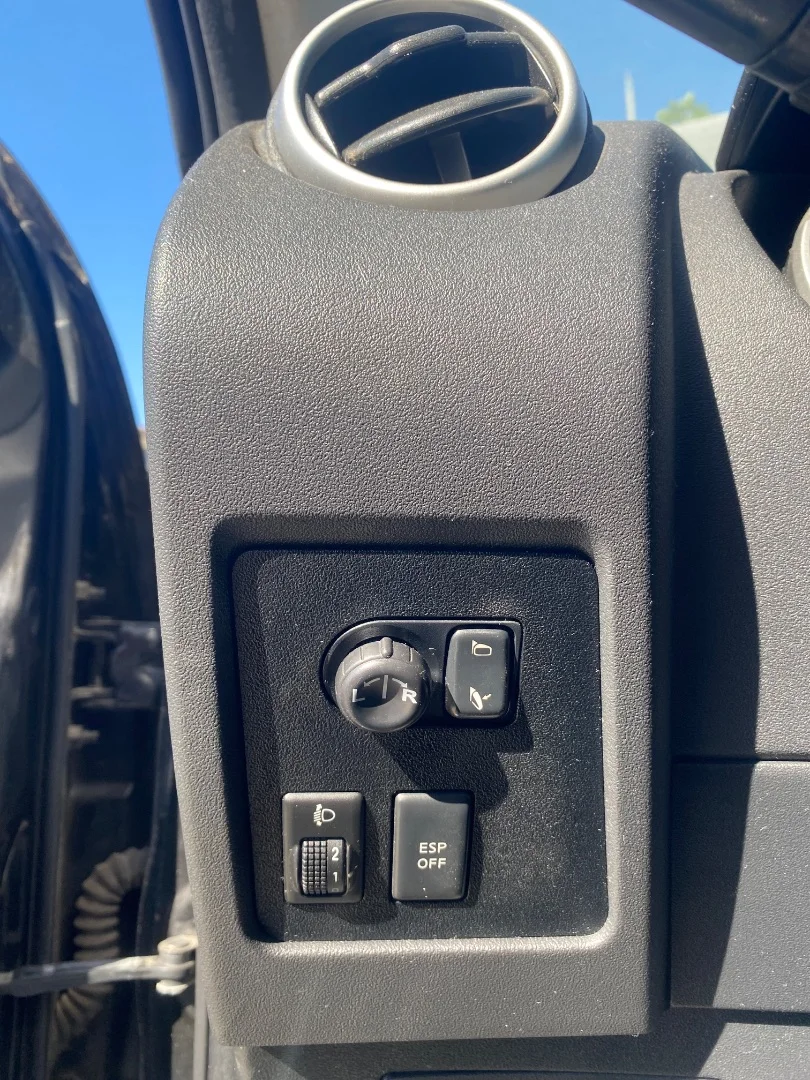 Foto de MANDO RETROVISOR NISSAN QASHQAI (J10) 2.0 16V CAT (141 CV / 104 KW)