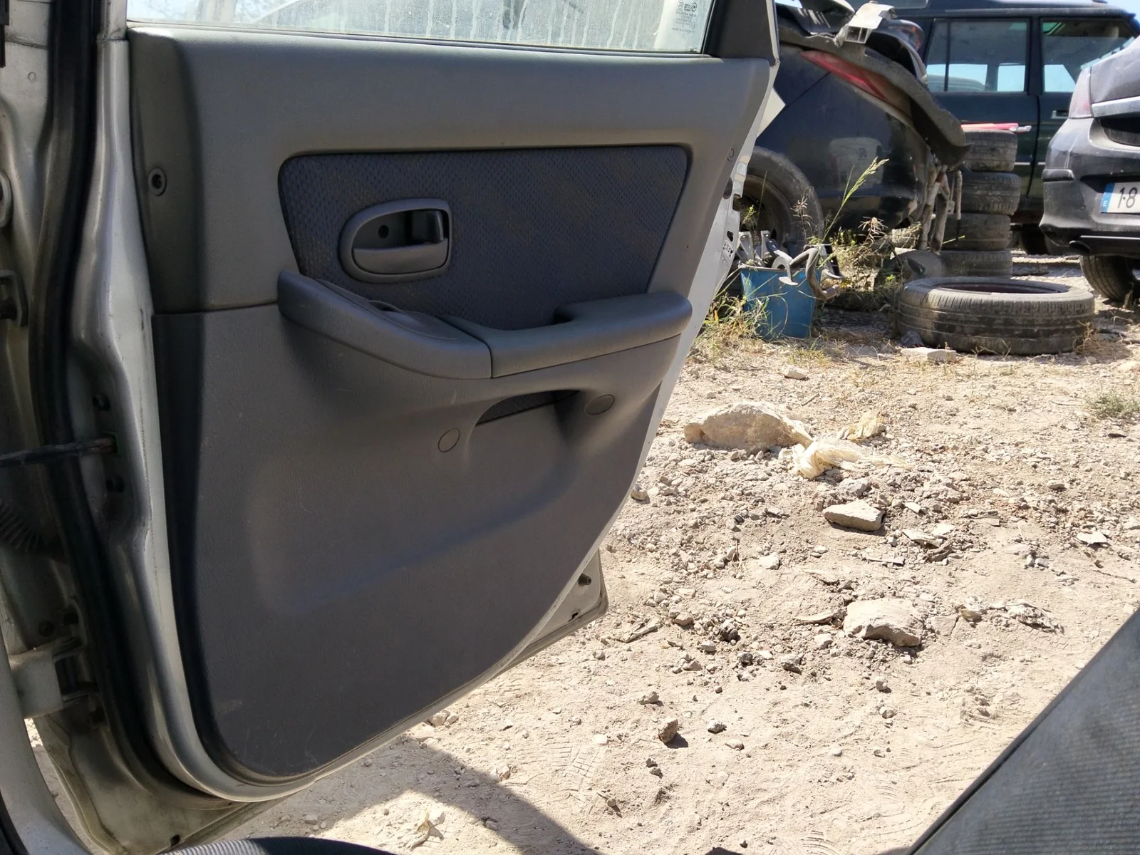Foto de GUARNECIDO PUERTA TRASERA DERECHA HYUNDAI ELANTRA (XD) 2.0 CRDi CAT (113 CV / 83 KW)