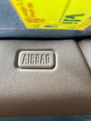 Foto de AIRBAG CORTINA DELANTERO DERECHO BMW SERIE X3 (E83) 2.0 Turbodiesel CAT (177 CV / 130 KW)
